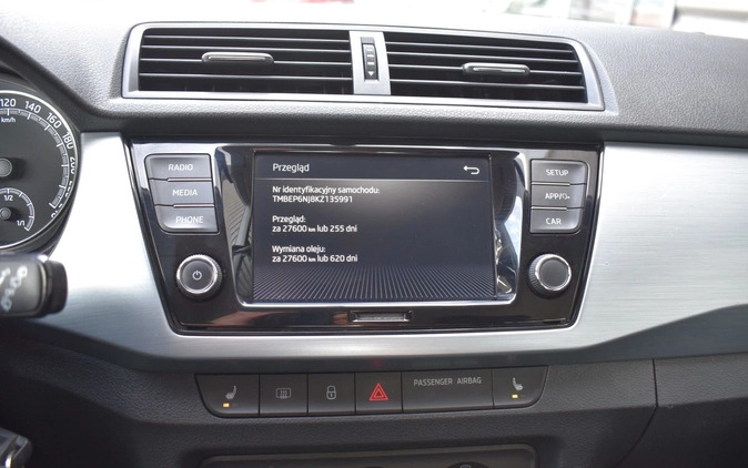 Skoda Fabia cena 36900 przebieg: 177164, rok produkcji 2019 z Poznań małe 742